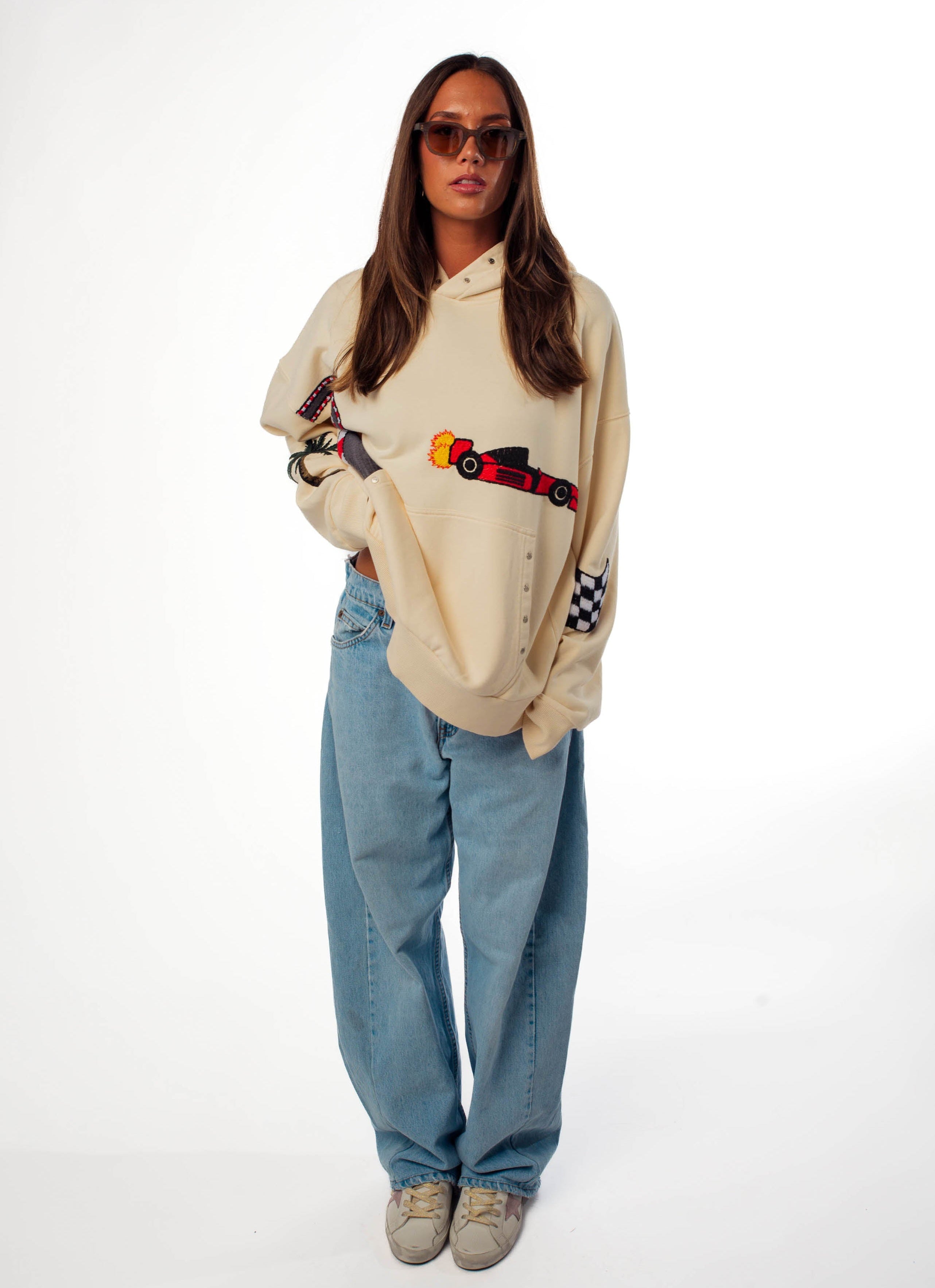 Formula 1 Hoodie Beige